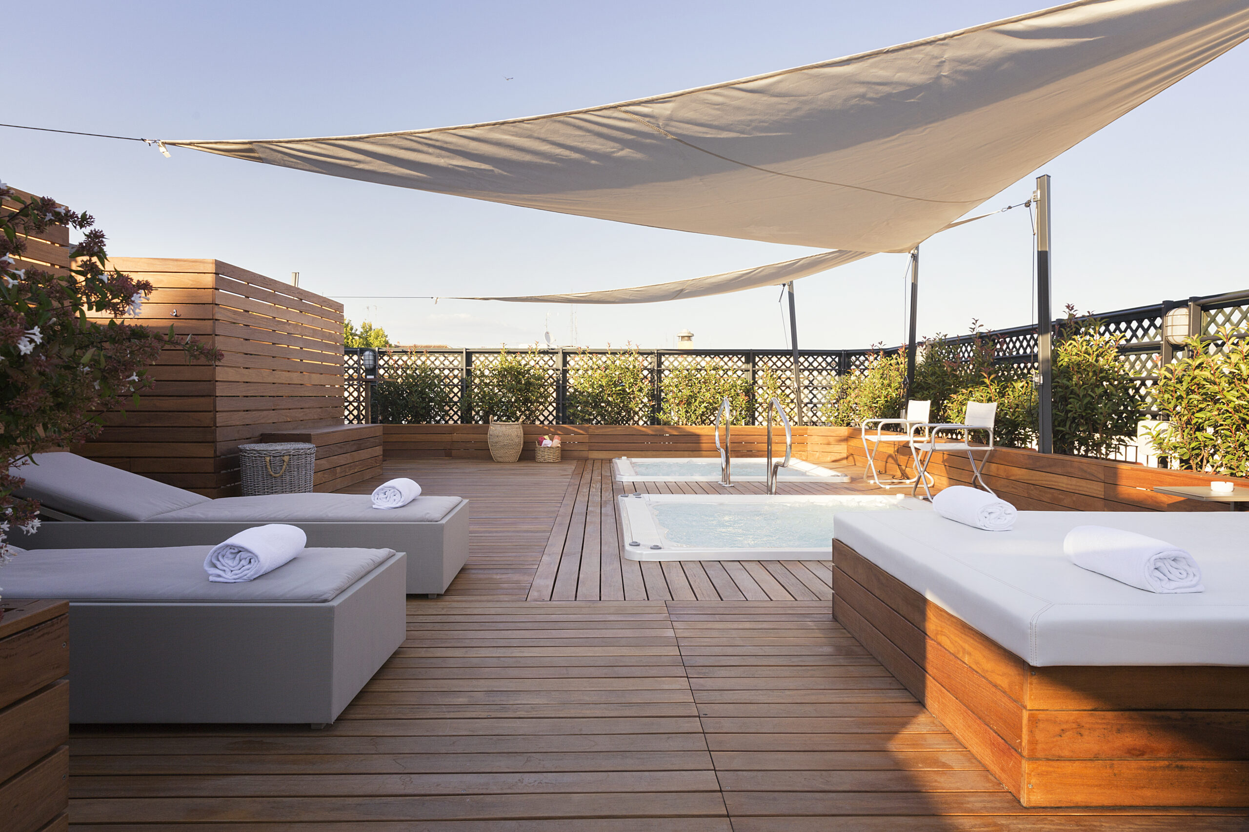 Rooftop Hot tubs
