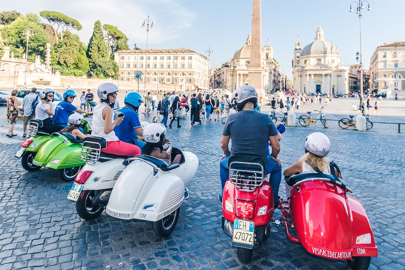 Vespa-Sidecar-Tour-Piazza-del-Popolo-1